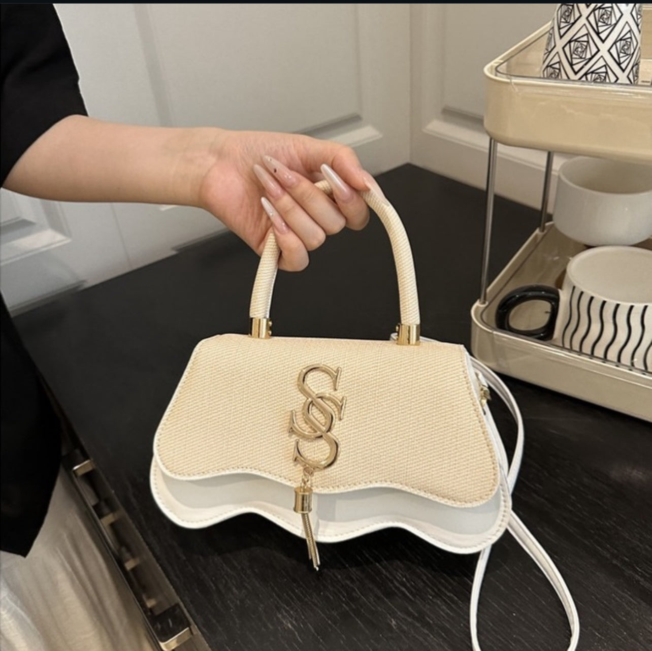 Elegant Wave Top Handle Handbag – Premium Shoulder & Crossbody Bag